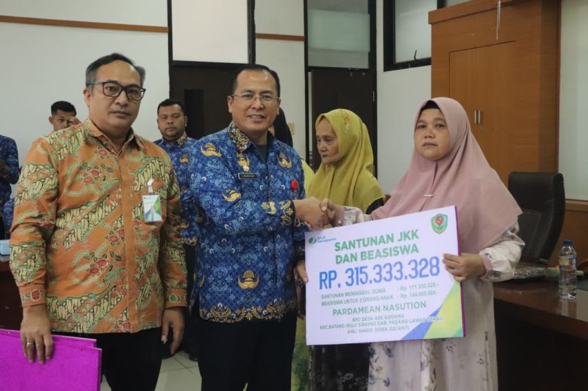 BPJS Ketenagakerjaan dan Pemkab Paluta Perkuat Perlindungan Aparatur Desa, Santunan Ratusan Juta Diserahkan ke Ahli Waris