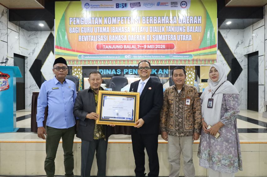 Pemko Tanjungbalai Raih Penghargaan Revitalisasi Bahasa Melayu Dialek Tanjungbalai