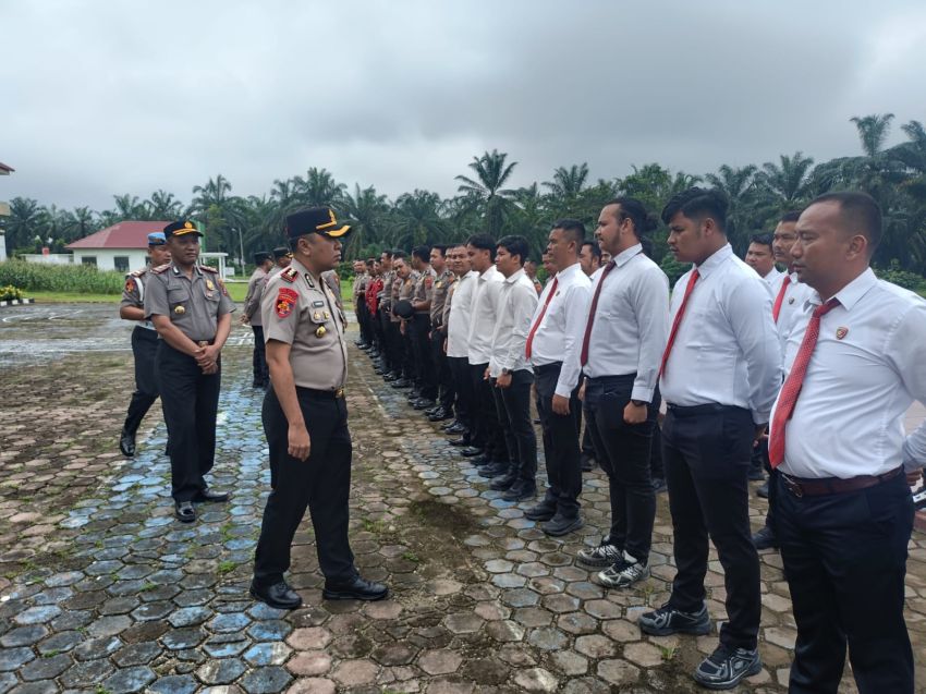 Polisi Tak Boleh Kumal! Kapolres Padang Lawas AKBP Dodik Yuliyanto Tegaskan Pentingnya Sikap Tampang
