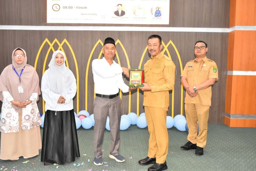 Di English Festival STAIN, Bupati Madina Saipullah Nasution Dorong Generasi Muda Kuasai Bahasa Inggris Demi Masa Depan Global