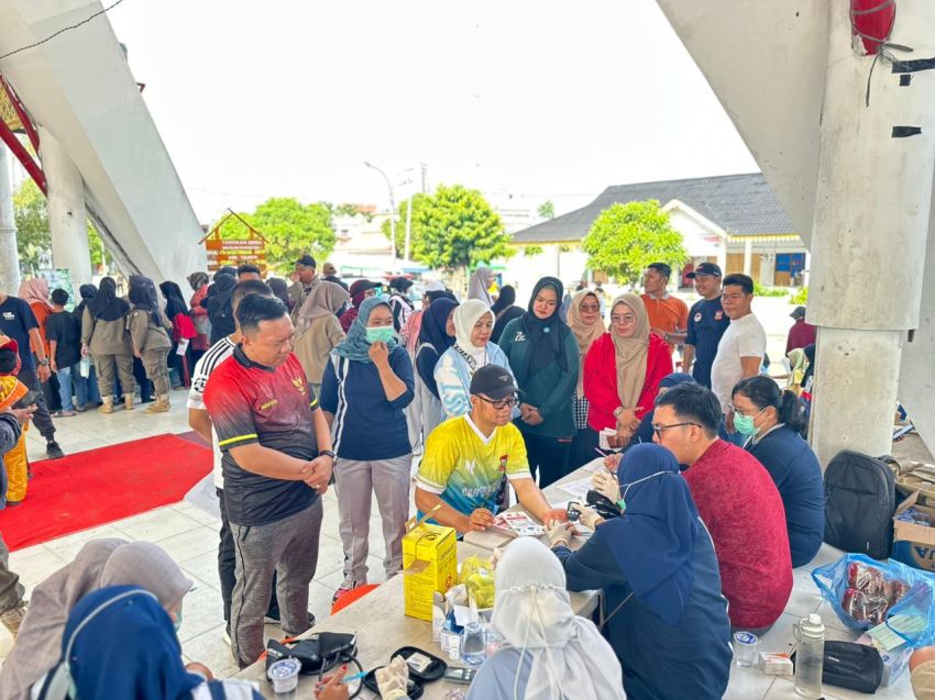 Plh Wali Kota Tanjungbalai Ikuti Car Free Day Bersama Warga