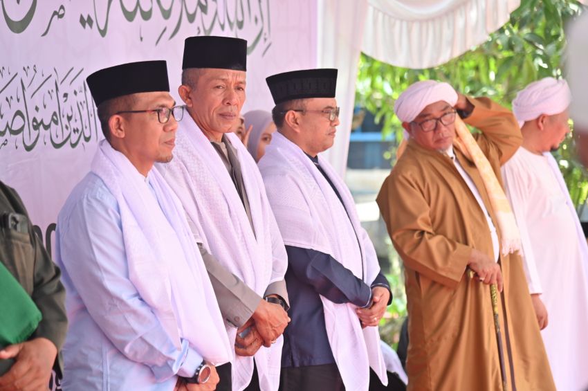 Wisuda Ponpes Darul Istiqomah Padangsidimpuan ke-XXVIII Berlangsung Khidmat, AKP Sulaiman: Santri Harus Jadi Generasi Berkarakter