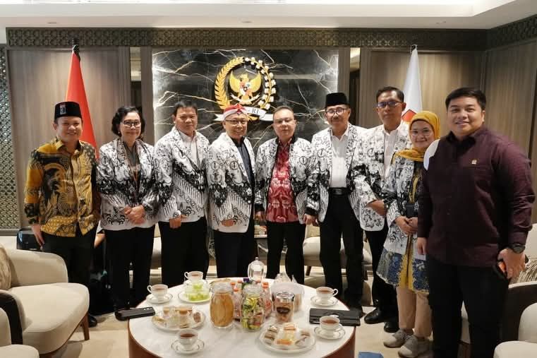 DPR RI Terima PB PGRI, Bahas Perlindungan dan Peningkatan Kualitas Guru di Indonesia
