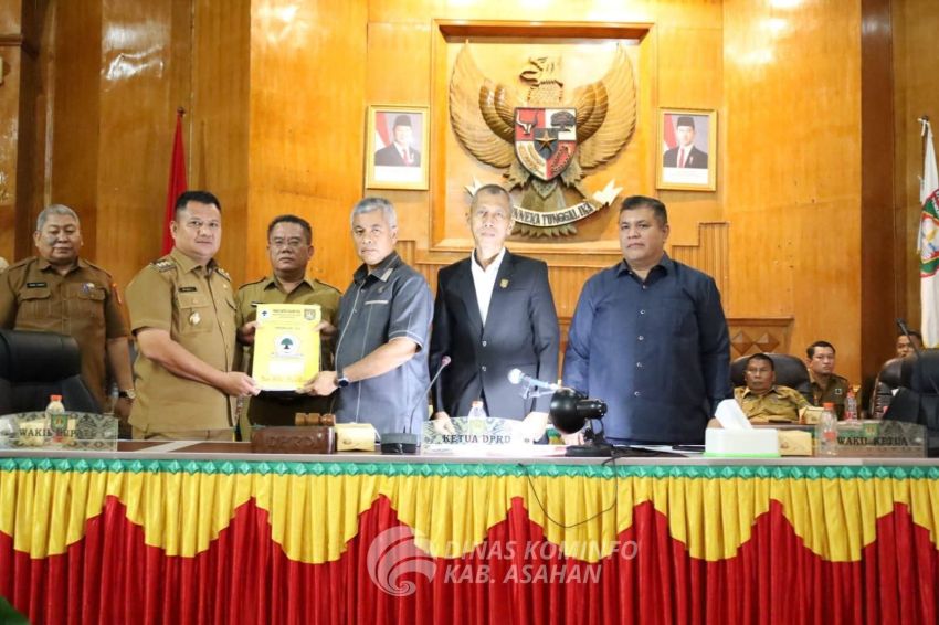 Wakil Bupati Asahan Sampaikan Jawaban atas Pandangan Fraksi DPRD : APBD 2025 Raih Opini WTP dan Penyerapan Sangat Baik