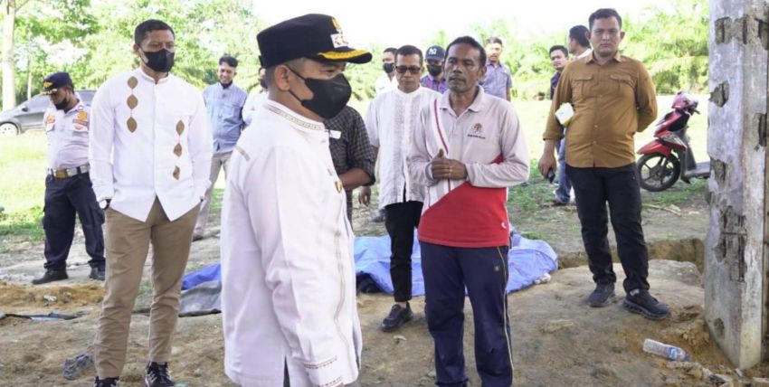 Rp2 Miliar Digelontorkan! Bupati Putra Mahkota Sulap Sampah Padang Lawas Jadi Paving Block dan Pupuk