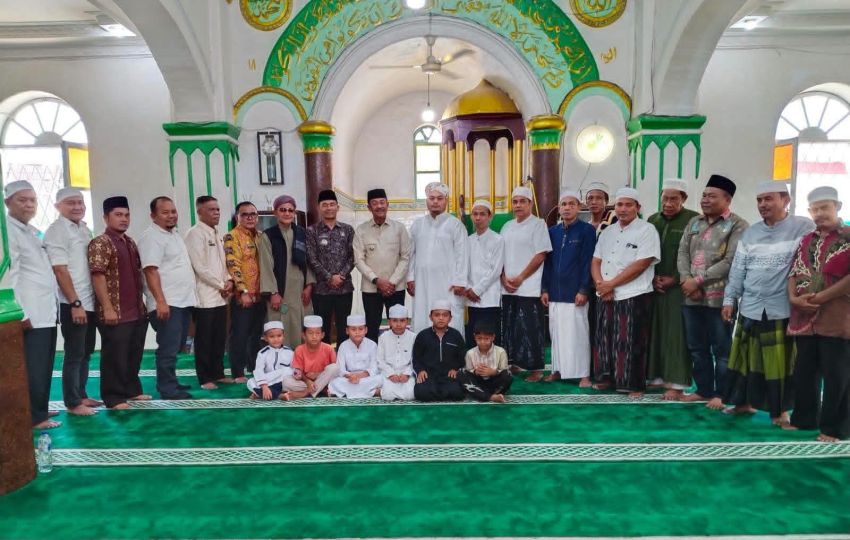 Bupati Madina Saipullah Nasution Sambangi Masjid Raya Al Qurro' wal Huffazh, Ajak Warga Perkuat Benteng Generasi dari Ancaman Narkoba