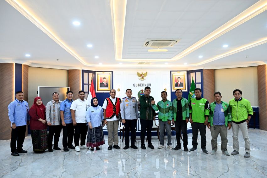 Gubernur Bobby Nasution Siap Jembatani Aspirasi Ojol ke DPR RI Asal Sumut