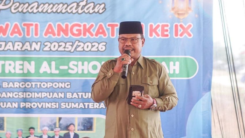 Pesan Menyentuh H. Purnadi untuk 23 Santri Al-Shoulatiyah: Jangan Berhenti Belajar!