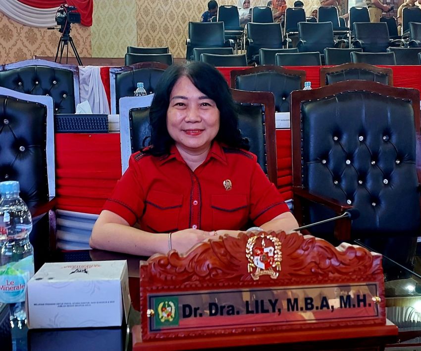 Lily MBA Soroti Kebocoran PAD dan Pengelolaan Aset dalam Pemandangan Umum Fraksi PDIP DPRD Medan3
