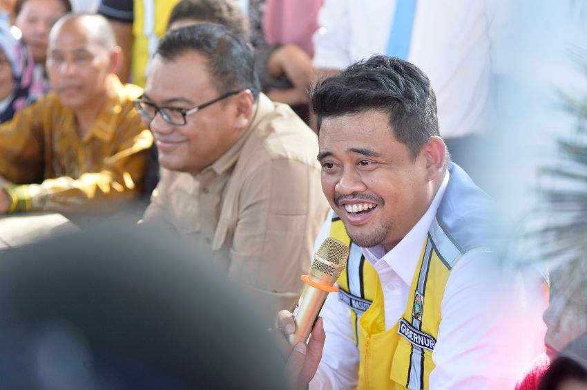 Bobby Nasution Tinjau Jalan Rusak di Galang, Pastikan Perbaikan Segera Dimulai dan Galian C Ilegal Ditutup