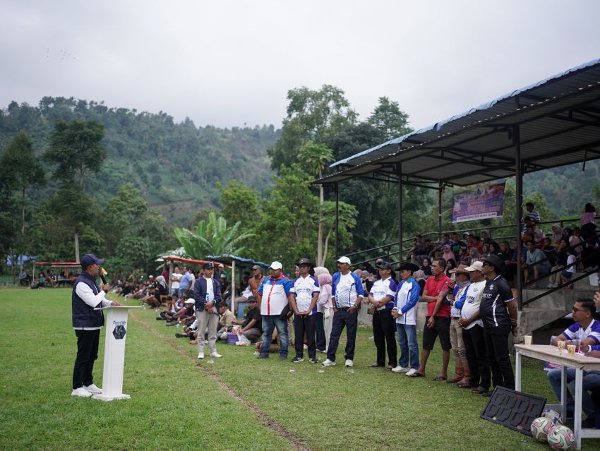 Turnamen Sepak Bola Antar Club se-Sumatera Barat Tahun 2026 Resmi di Buka&lrm; Bupati Solok.