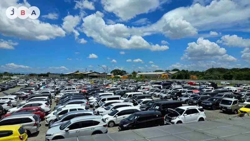 Pasar Kendaraan Bekas Semester I 2026: MPV dan Motor Matic Masih Mendominasi Transaksi Balai Lelang