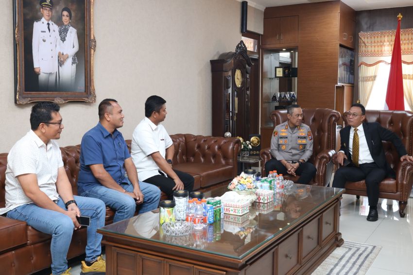 Kapolres Tapsel AKBP Anton Santoso Bangun Sinergi dengan Bupati Gus Irawan, Prioritaskan Keamanan untuk Dukung Pembangunan Daerah