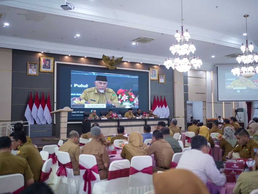 Rapat Asistensi dan Monitoring Penyesuaian APBD Pemanfaatan Tambahan Dana Transfer ke Daerah TA 2026 di Hadiri Bupati Solok