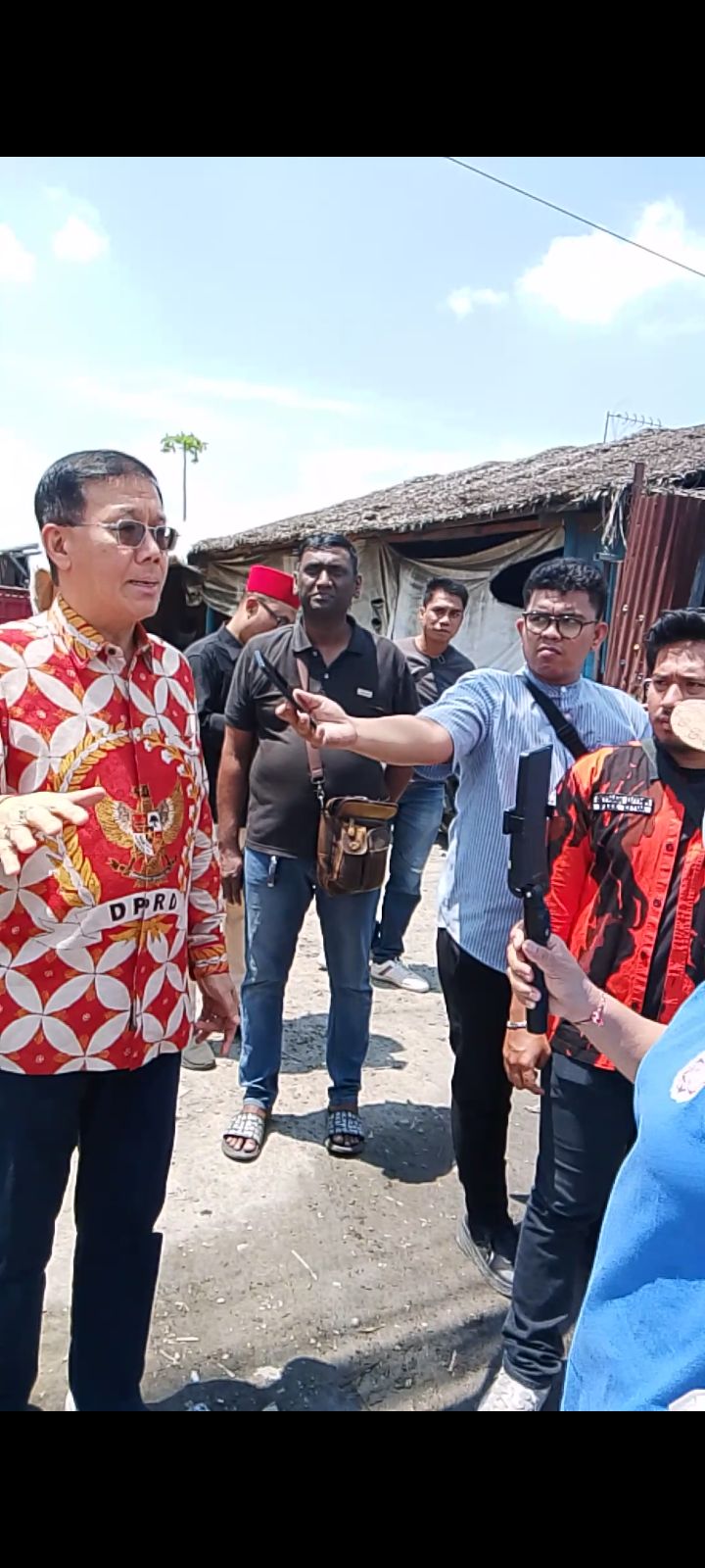 Hasyim SE Minta Pemrov Sumut Segera Lakukan Pengaspalan/Pengecoran Jalan Helvetia Psr 9 Desa Manunggal