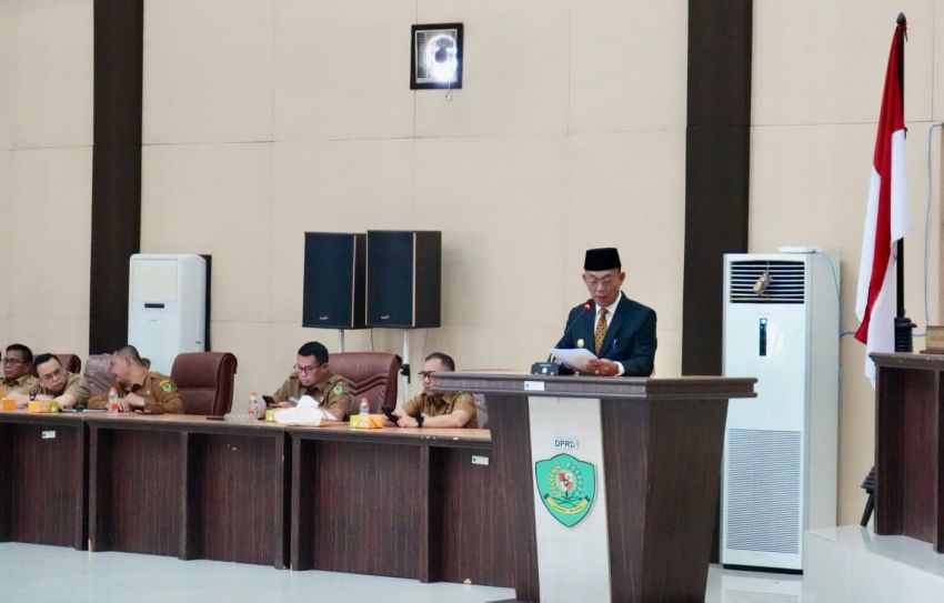 Rapat Paripurna DPRD Tapsel Soroti APBD 2025, Gus Irawan Ungkap Capaian Keuangan Daerah yang Positif