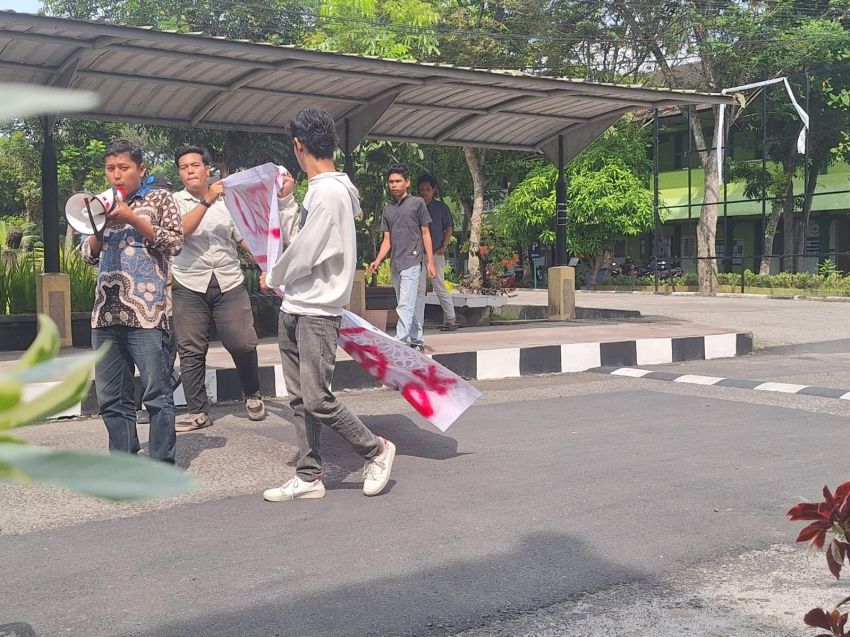 Mahasiswa UIN Sumut Gelar Aksi, Desak Pencopotan AS Terkait Dugaan KDRT dan Perselingkuhan