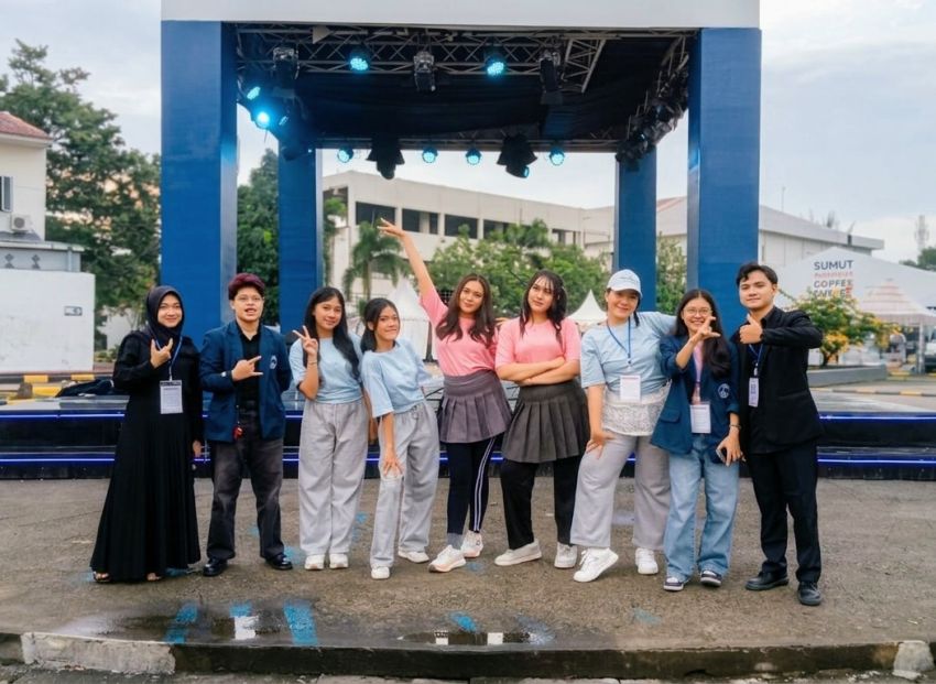 Meriahkan Panggung PRSU ke-50, Gestalt Crew Psikologi UMA Tampilkan Kolaborasi Seni yang Memukau