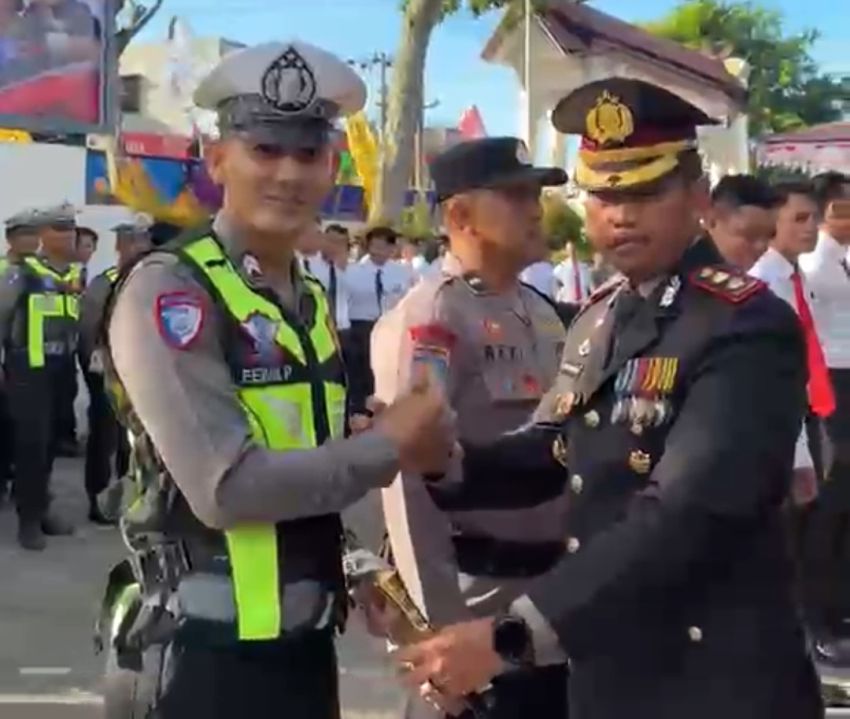 13 Personel Polres Padangsidimpuan Terima Penghargaan Hari Bhayangkara ke-80, Aksi Heroik Tambal Jalan Berlubang Jadi Sorotan