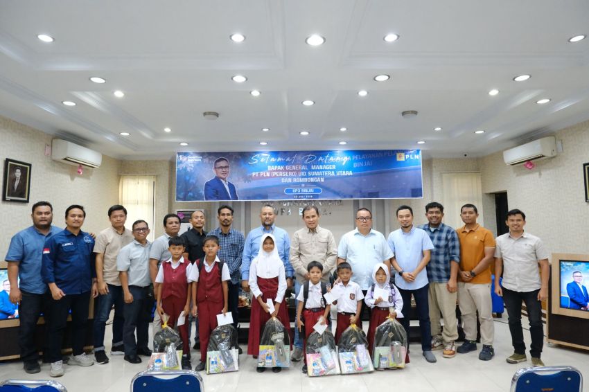 Peringati Hari Anak Nasional 2026, PLN UP3 Binjai Salurkan Paket Pendidikan Untuk Siswa SD Negeri 027089