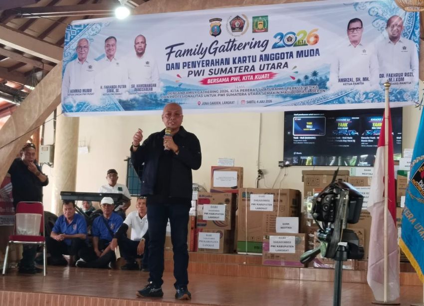 Hadir Langsung di Langkat, Ketum PWI Pusat Puji Farianda Sukses Rawat Kebersamaan Wartawan Sumut
