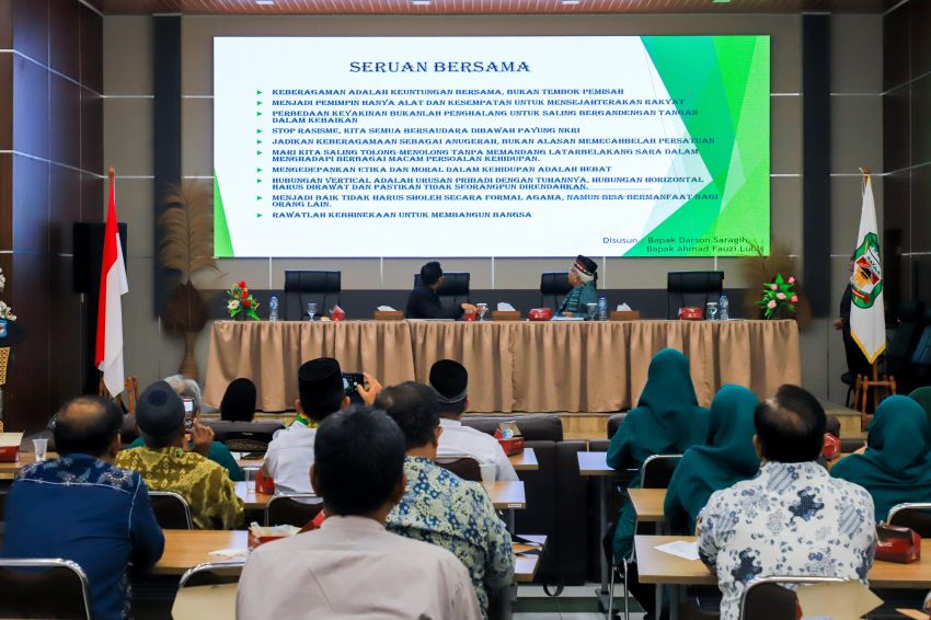 Wali Kota diwakili Staf Ahli Bidang Pembangunan membuka kegiatan Seminar Sehari &lsquo;Membangun Jiwa Kepemimpinan dan Nasionalisme&rsquo;