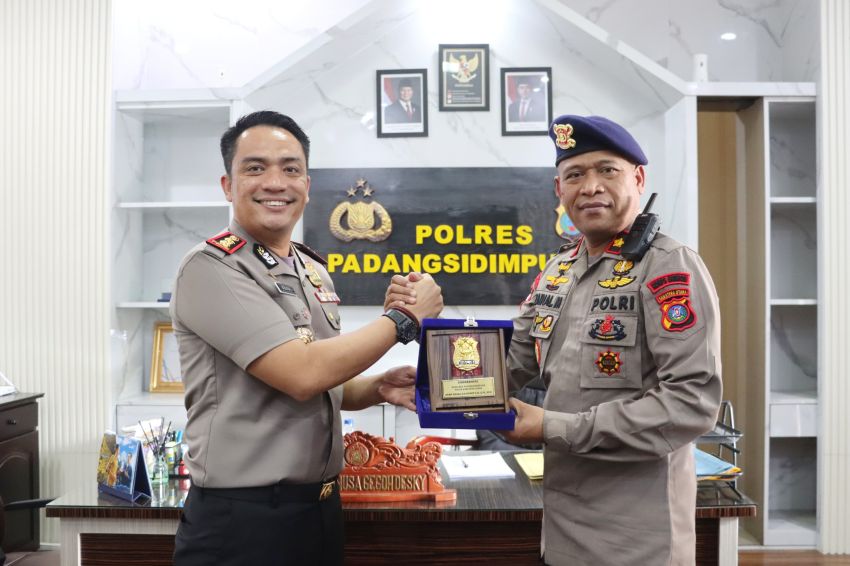 Kapolres Padangsidimpuan AKBP Noval N.G. Desky Terima Silaturahmi Danyon C Brimob Polda Sumut, Perkuat Sinergi Jaga Kamtibmas