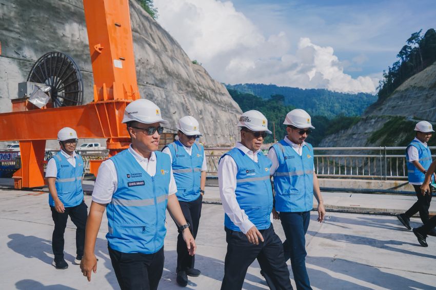 Percepat Penyelesaian PLTA Batang Toru, Wamen ESDM Tinjau Progres dan Dorong Akselerasi Lintas Sektor