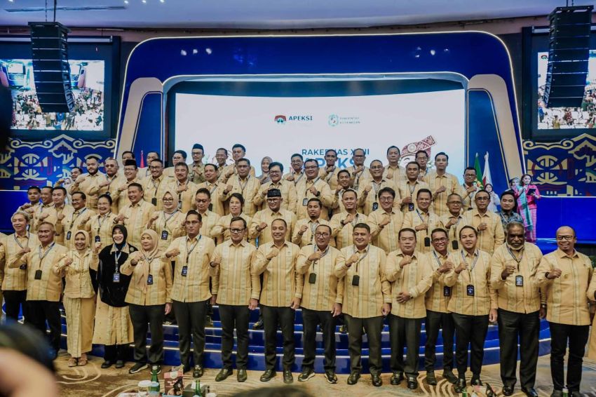 Dibuka Wamendagri Bima Arya, Rico Waas Dorong Rakernas XVIII APEKSI Lahirkan Aksi Nyata bagi Daerah