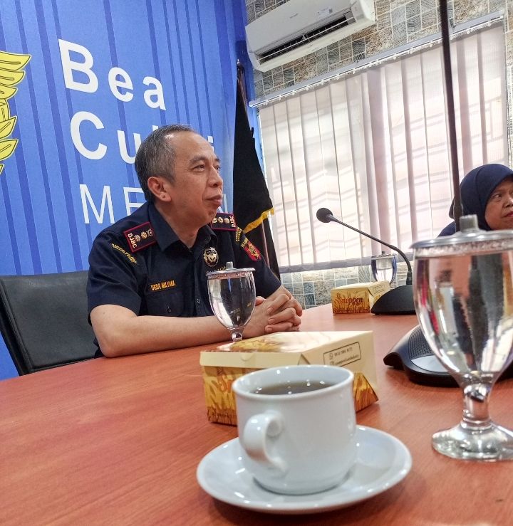 Mahasiswa Soroti Maraknya Rokok Ilegal Helium, Kakan Bea Cukai Medan Tegaskan Komitmen Berantas Rokok Ilegal