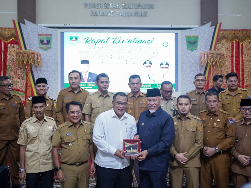 Bupati Solok Dorong Solusi Sampah Berkelanjutan, Usulkan TPST RDF dan Perkuat Pengelolaan Berbasis Nagari