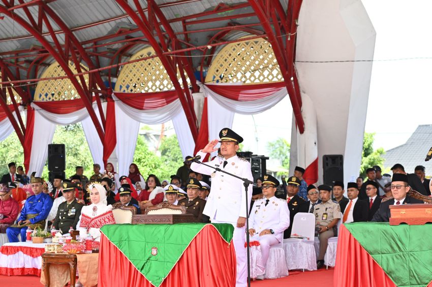 Pimpin Upacara HUT ke-81 RI, Wali Kota Tanjungbalai Ajak ASN Isi Kemerdekaan dengan Kerja Nyata