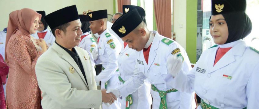 62 Paskibraka Palas Dikukuhkan, Bupati Putra Mahkota Dorong Generasi Muda Berkarakter Pancasila