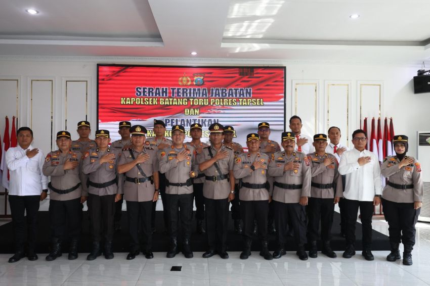 Kapolres Tapsel AKBP Anton Santoso Beri Arahan Tegas di Sertijab, Pejabat Baru Diminta Prioritaskan Pelayanan
