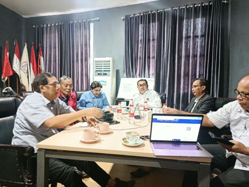 Pengukuhan Pokja Jaga Desa SMSI Bertepatan Aksi Demo, Organisasi Media Siber Tegaskan Tak Ada Kaitan Politik