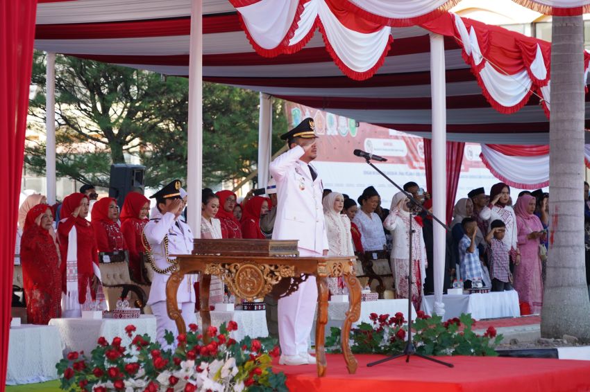 HUT RI ke-81 di Paluta: Bupati Reski Basyah Pimpin Upacara, Semangat Kemerdekaan Didorong Jadi Kerja Nyata