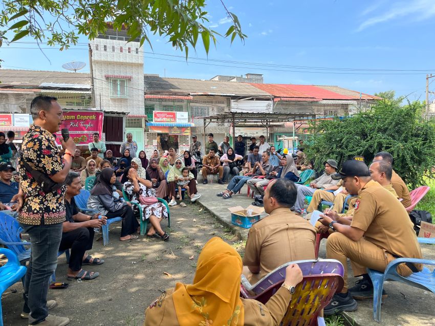 Wali Kota Tanjungbalai Tegaskan Pedagang Tak Dilarang Berjualan di Alun-alun