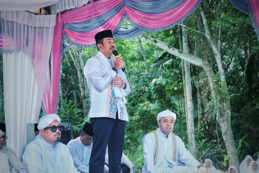 Bupati Saipullah Hadiri Sejuta Sholawat Maulid 1448 H, Soroti Bansos dan Rumah Tak Layak Huni di Madina