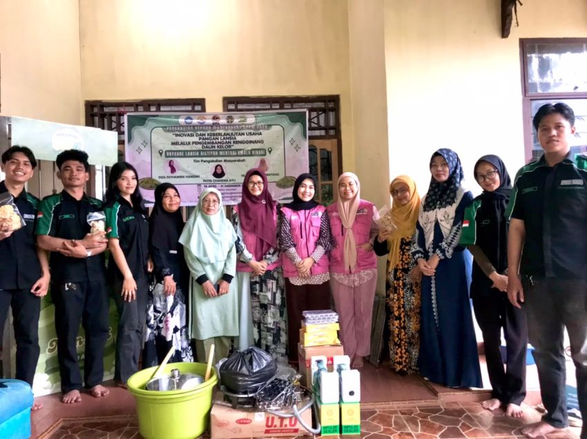Tingkatkan Daya Saing Produk, Tim Pemas DPPM USU 2026 Serahkan Mesin Pengering dan Latih Inovasi Rengginang Kelor di Daycare Lansia Aisyiyah Mentari