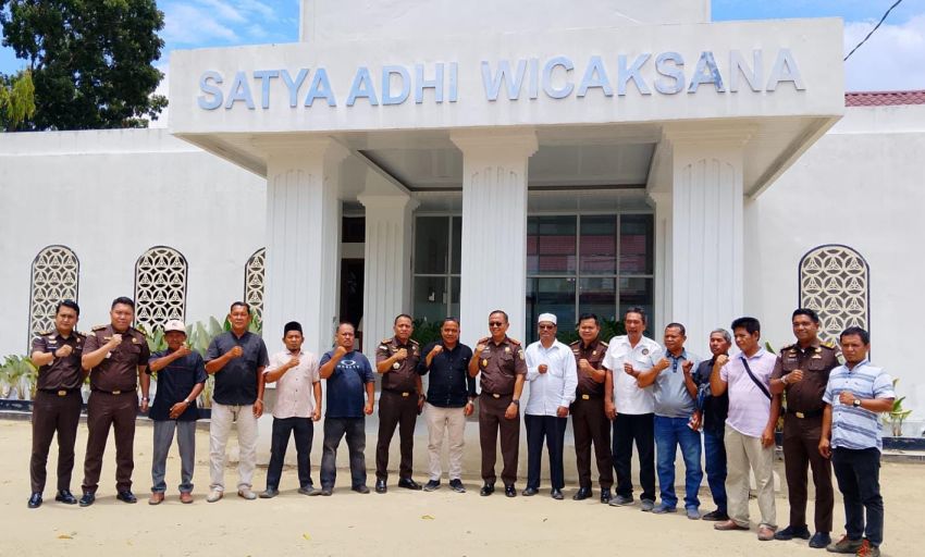 Coffee Morning Bareng Wartawan, Kajari Padang Lawas Hasbi Dorong Keterbukaan Informasi