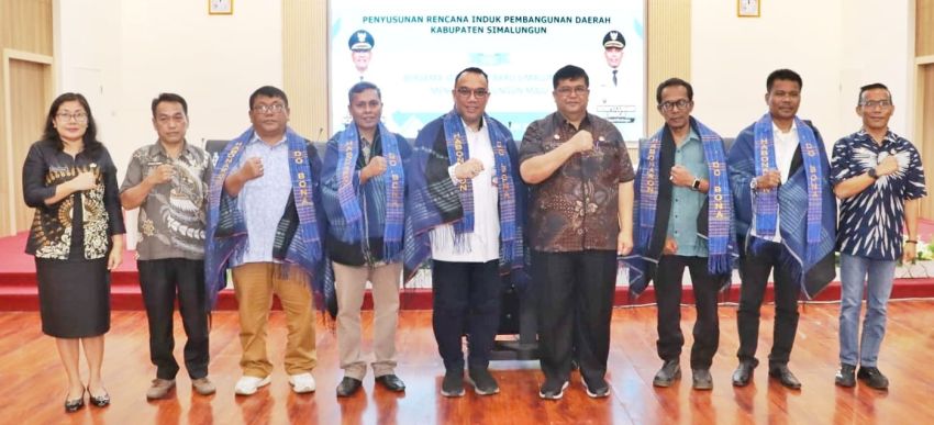 Pemkab Simalungun Gelar Rapat Penyusunan Rencana Induk Pembangunan Daerah: Cetak Biru Masa Depan*.