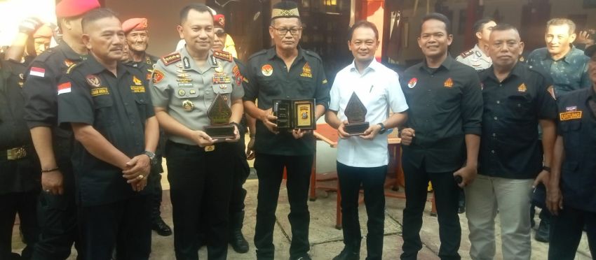 Kapolrestabes Medan dan Dirintel Polda Sumut Silaturahmi ke Ketum PB Pendawa Indonesia