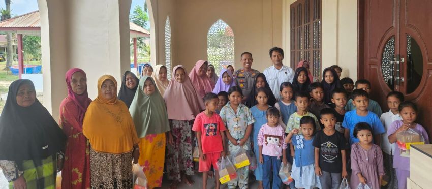 Sentuh Hati! Kasat Reskrim Polres Padang Lawas Santuni Anak Yatim, Mohon Doa demi Keselamatan Bertugas.