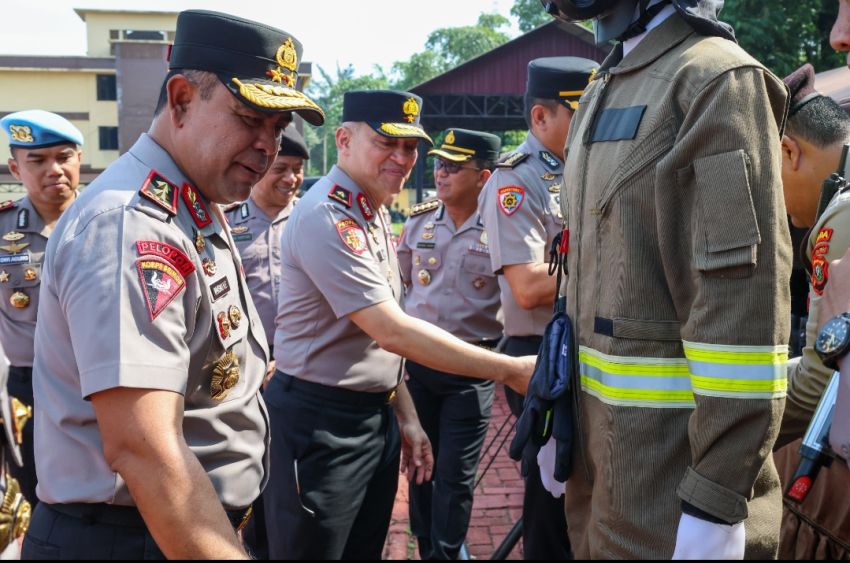 Kapolda Sumut Cek Kesiapsiagaan Personel, Kendaraan dan Peralatan Penanganan Karhutla