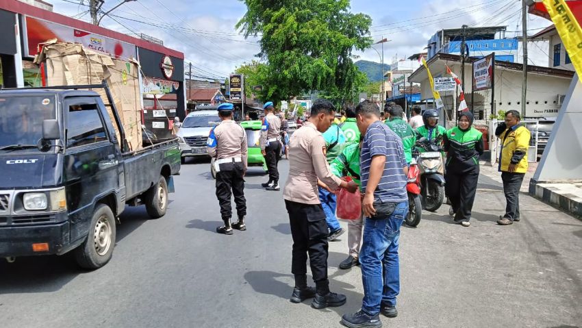 Merah Putih Berkibar di Jalanan, Polres Padangsidimpuan Ajak Warga Semarakkan HUT RI ke-81