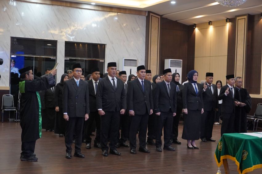 Wali Kota Medan Lantik 22 Pejabat Manajerial, Dorong Pelayanan Publik Cepat, Transparan dan Responsif