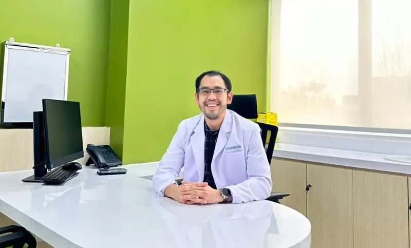 Waspada 'Kesemutan Digital', Columbia Asia Hospital Aksara Soroti Risiko Gangguan Saraf pada Pekerja Muda