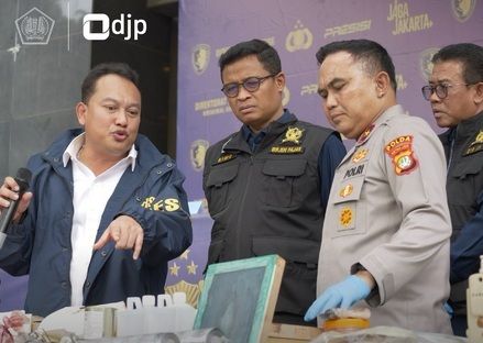 DJP dan Polda Metro Jaya Bongkar Jaringan Meterai Ilegal, Selamatkan Potensi Kerugian Negara Rp1 Triliun
