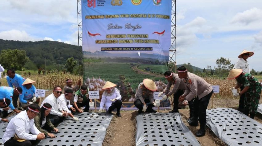 Polri Dukung Swasembada Pangan, Polresta Deli Serdang turut laksanakan Penanaman Bawang Putih Serentak Di 17 Provinsi*