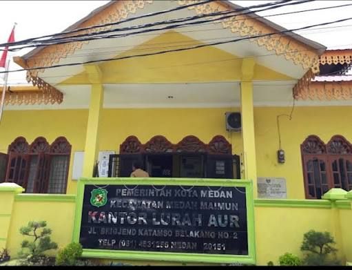 Rico Waas Nonaktifkan Lurah AUR, Tegaskan Tak Ada Toleransi bagi Penyalahgunaan Wewenang